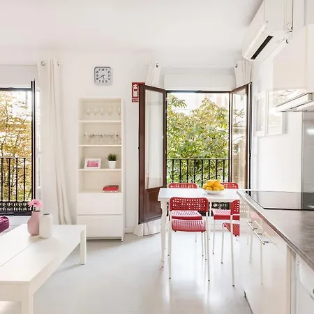 Atocha Arrendamiento De Temporada Apartment Madrid Exterior photo